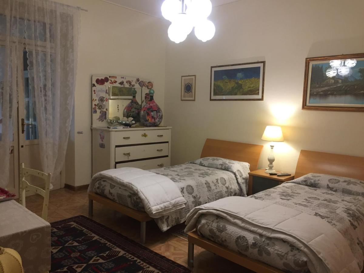 B & B Da Giusy Corte Franca Exterior foto