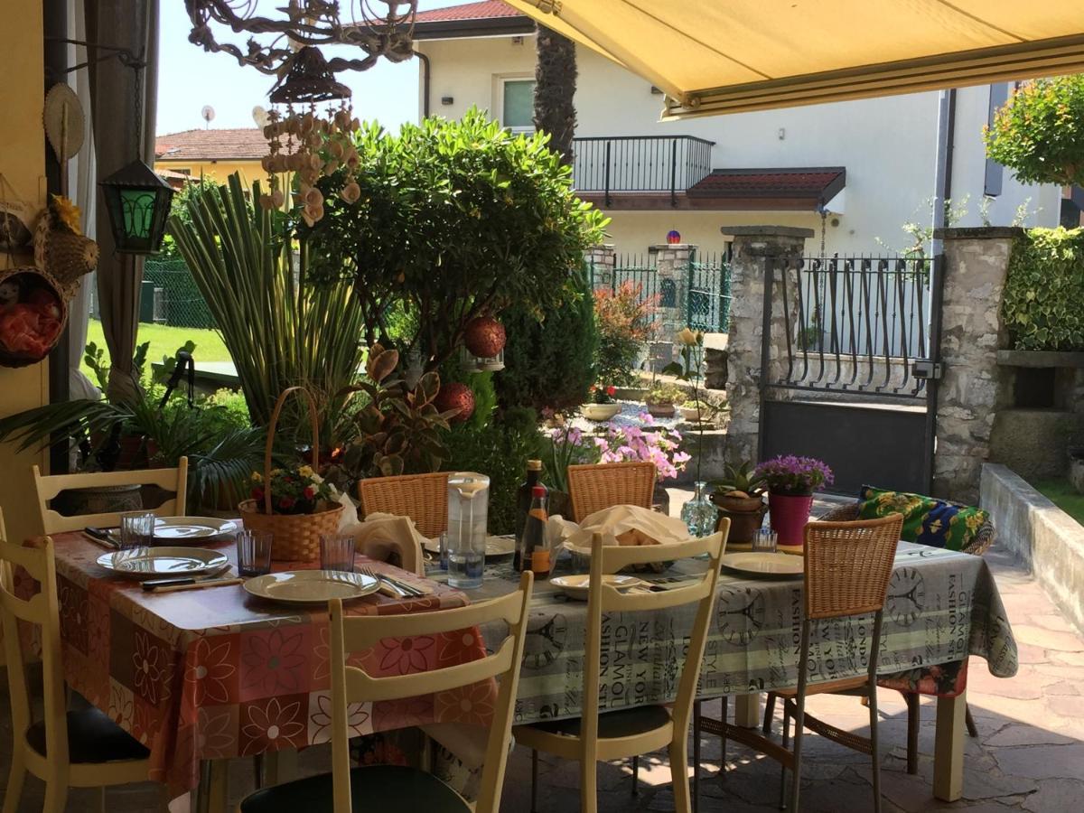 B & B Da Giusy Corte Franca Exterior foto